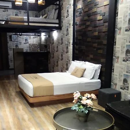 Iconic Suites & Pods Hotel Ipoh Extérieur photo